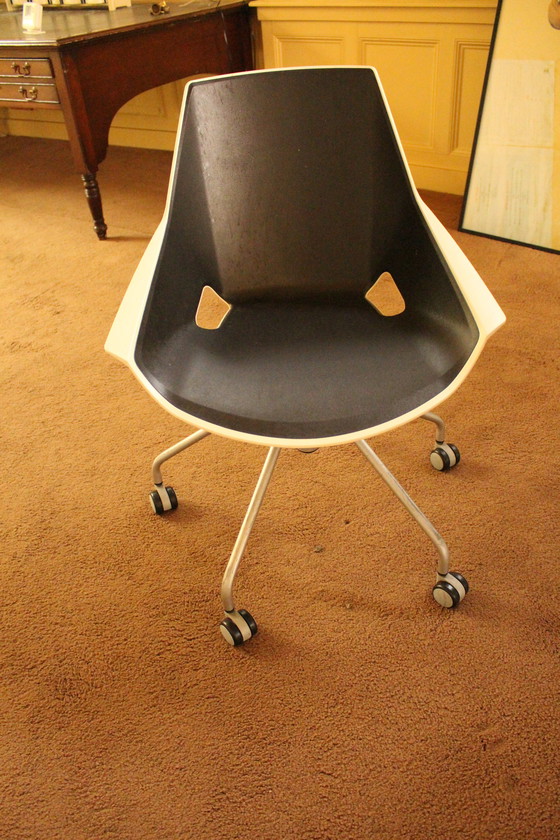 Image 1 of Arco Balance Esstisch mit 6x Viva Stühlen