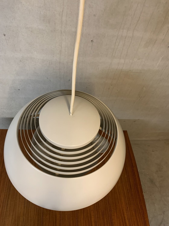 Image 1 of Aj Royal Hängelampe von Arne Jacobsen für Louis Poulsen, 1950er Jahre