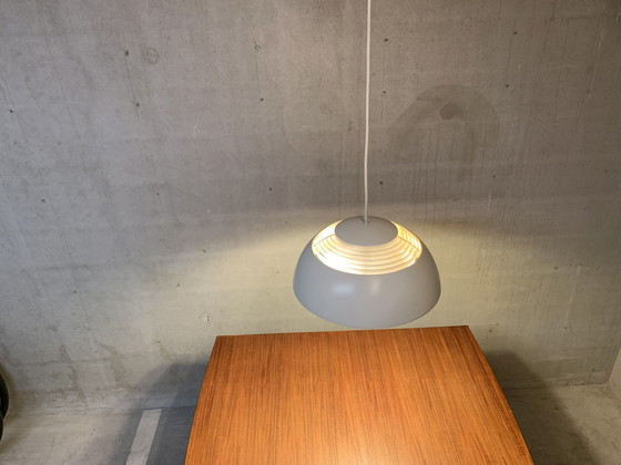 Image 1 of Aj Royal Hängelampe von Arne Jacobsen für Louis Poulsen, 1950er Jahre