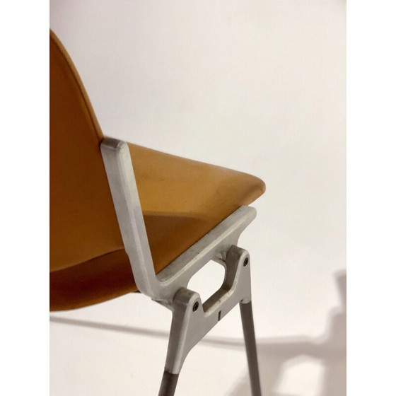 Image 1 of Vintage-Lederstuhl von Giancarlo Pieretti