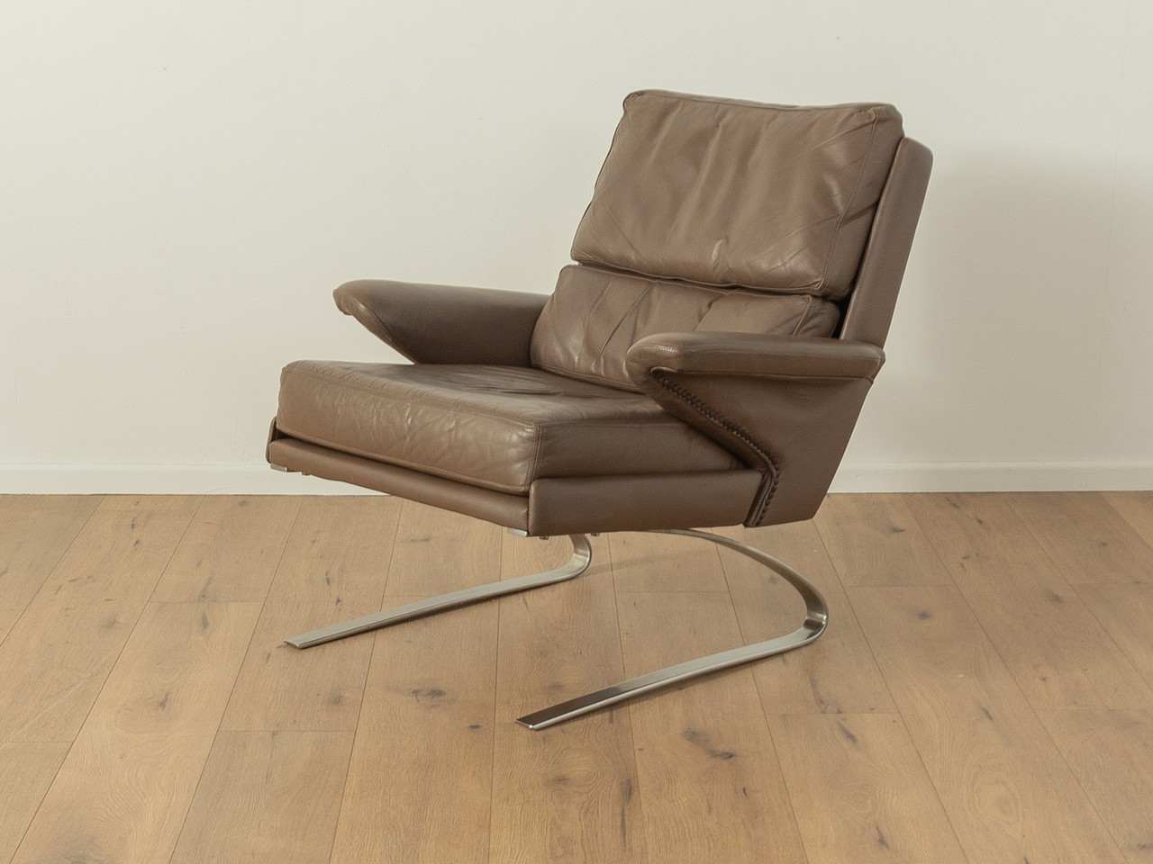 Swing Chair Reinhold Adolf Friedrich Wilhelm Moller COR 2 399 Whoppah
