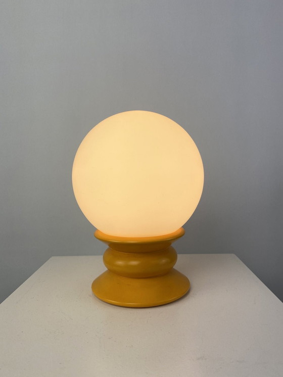 Image 1 of Temde Leuchten Gelb und Weiß Glas Tischlampe Typ 1