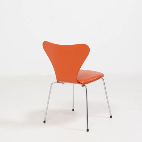 Image 1 of Satz von 4 orangefarbenen Lederstühlen von Arne Jacobsen für Fritz Hansen, 1955