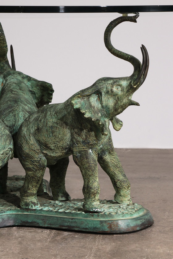 Image 1 of Schöner 70er Jahre Bronze Elefant Tisch mit Glasplatte