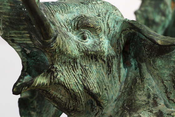 Image 1 of Schöner 70er Jahre Bronze Elefant Tisch mit Glasplatte