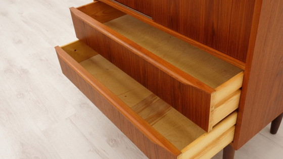 Image 1 of Mid Century Modern Anrichte