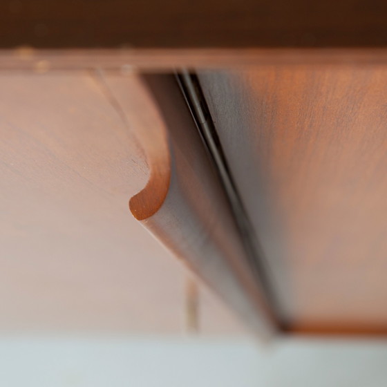 Image 1 of Kleiderschrank aus der Mitte des Jahrhunderts