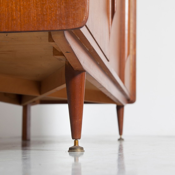 Image 1 of Kleiderschrank aus der Mitte des Jahrhunderts