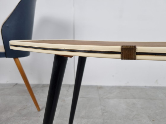 Image 1 of 2x Vintage-Sessel mit Tisch, Belgien der 1960er Jahre