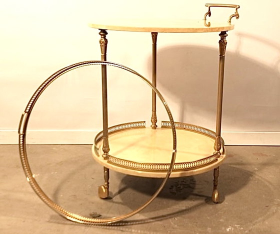 Image 1 of Aldo Tura Barwagen Servierwagen für Spirituosen aus Messing , cremefarbenem Vellum-Ziegenleder