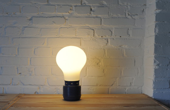 Image 1 of  Space-Age-Tischlampe in Form einer Glühbirne