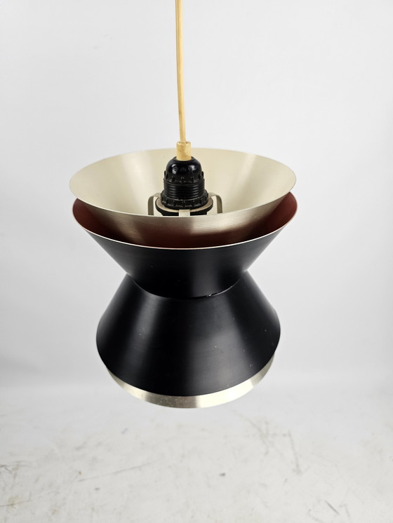 Image 1 of Carl Thore zugeschriebene Hängeleuchte Dänisch für Granhaga Diabolo Form