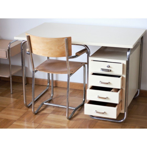 Image 1 of Klassischer funktionalistischer Schreibtisch Modell Vichr 1087