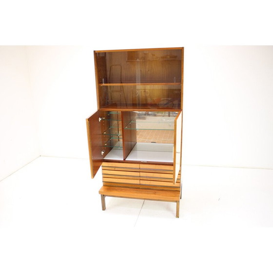 Image 1 of Vintage Kommode aus Eiche und Glas für Znz, Tschechoslowakei 1960