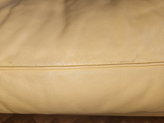 Image 1 of Poltrona Frau Dreisitziges Sofa Van