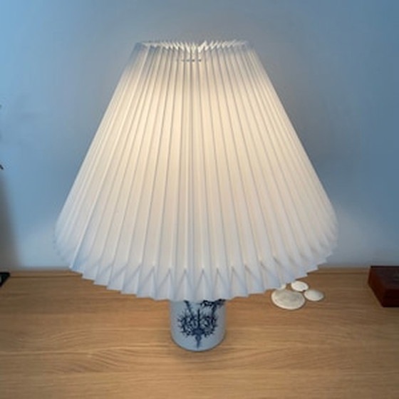 Image 1 of Vintage-Keramik-Tischlampe