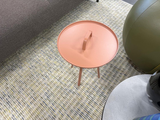 Image 1 of montis TOR Beistelltisch beige rot