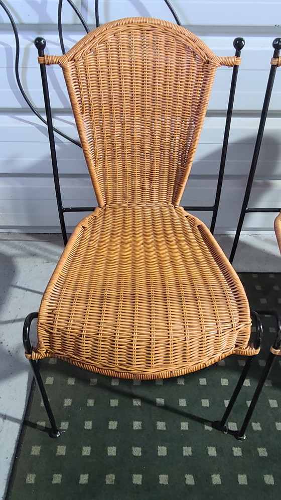 Image 1 of 4 Mid Century Stuhl aus Rattan und Stahldraht