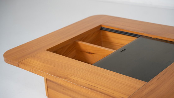 Image 1 of Mid Century Modern Couchtisch, Holz und Glas, 1970S