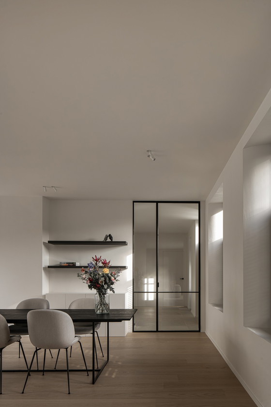 Image 1 of Herrenhaus Mesa Nero Esstisch