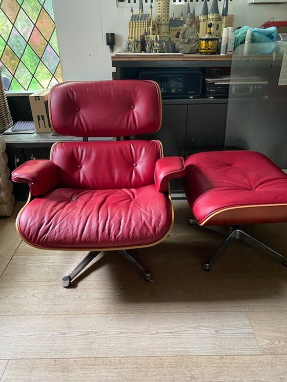 Image 1 of Eames Lounge Chair mit Fußhocker