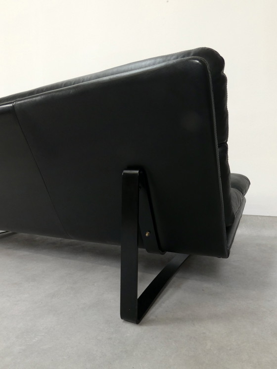 Image 1 of Artifort C683 - 3-Sitzer Sofa von Kho Liang aus schwarzem Leder