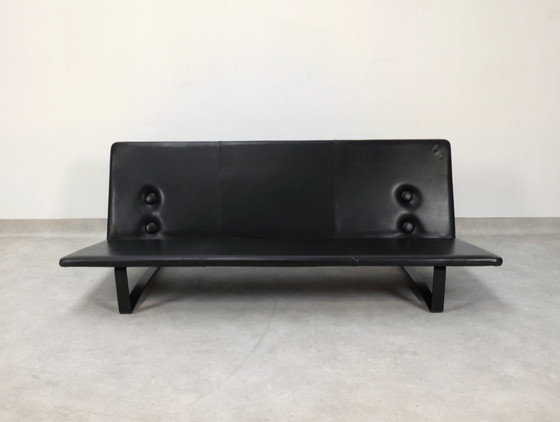 Image 1 of Artifort C683 - 3-Sitzer Sofa von Kho Liang aus schwarzem Leder