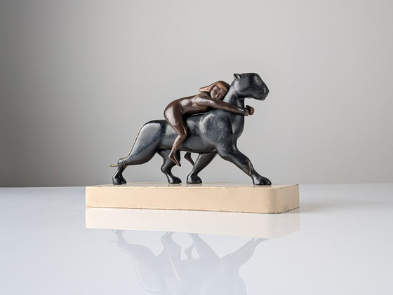 Image 1 of Ariadne und der Panther, Art-Deco-Skulptur aus Holz und Messing, 1920er Jahre