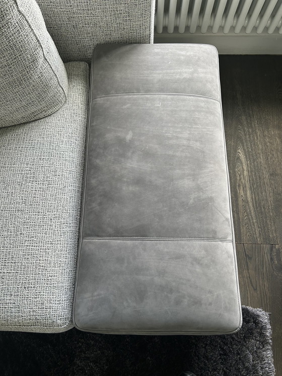 Image 1 of Minotti Daniels Sitz