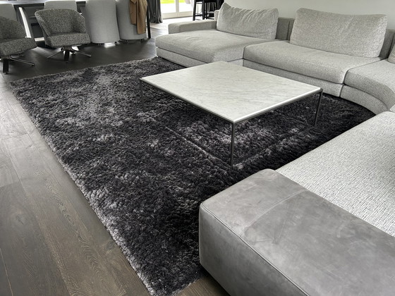 Image 1 of Minotti Daniels Sitz