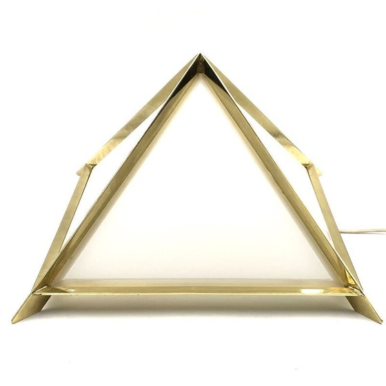 Image 1 of Pyramidenförmige Tischlampe aus Goldmessing von Christos, Italien 1970