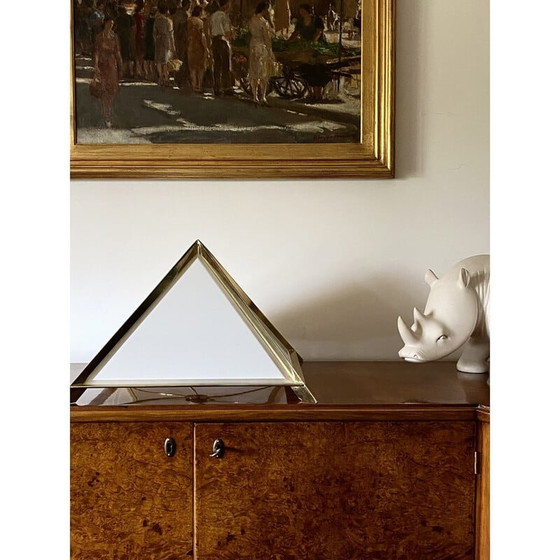 Image 1 of Pyramidenförmige Tischlampe aus Goldmessing von Christos, Italien 1970