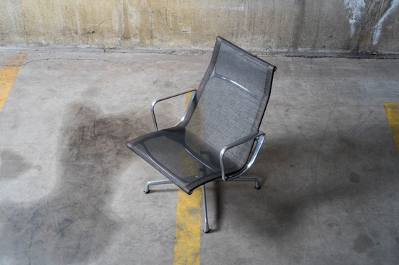 Image 1 of Charles & Ray Eames - Vitra Ea116 Lounge Chair