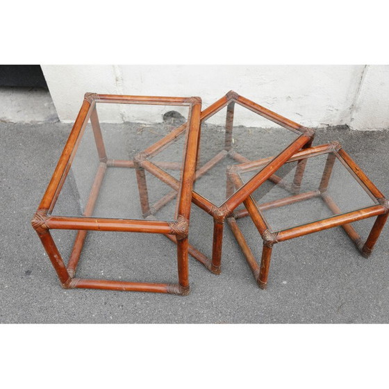 Image 1 of Vintage Rattan und Glas Verschachtelungstische
