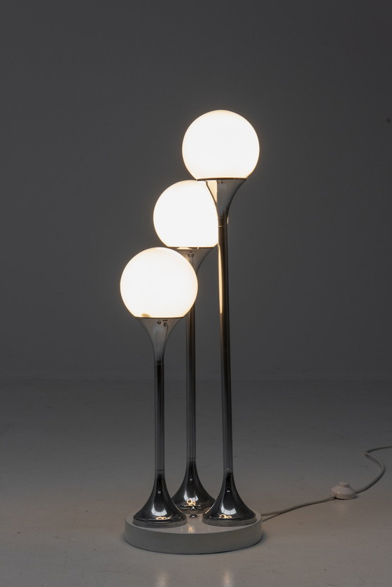 Image 1 of 70er Jahre Italienische Stehlampe im Stil von Goffredo Reggiani