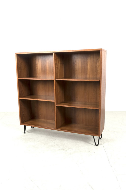 Vintage offenes Bücherregal