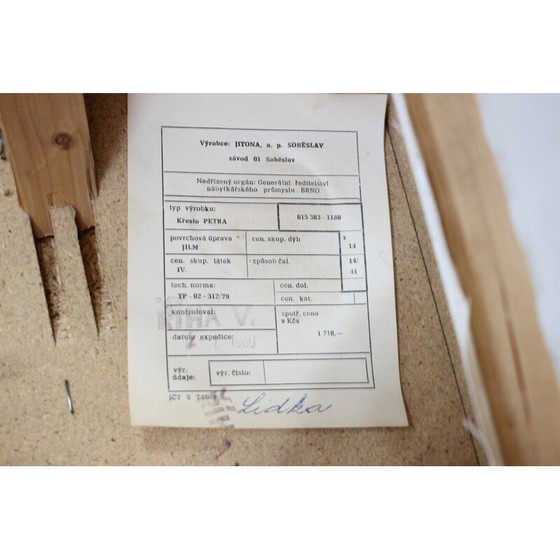 Image 1 of Paar Vintage-Sessel aus Holz und Boucle-Stoff, Tschechoslowakei 1970