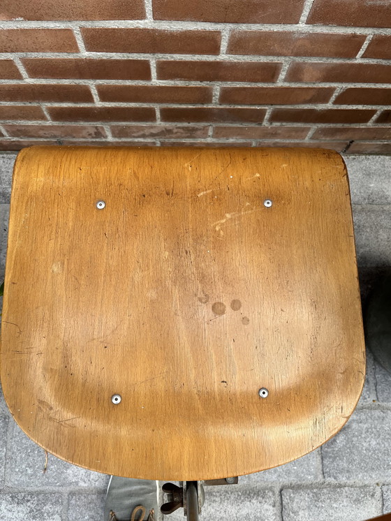 Image 1 of 2x Vintage Studio-Arbeitsstühle