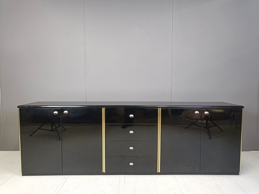 Sideboard aus schwarzem Lack, 1980er Jahre