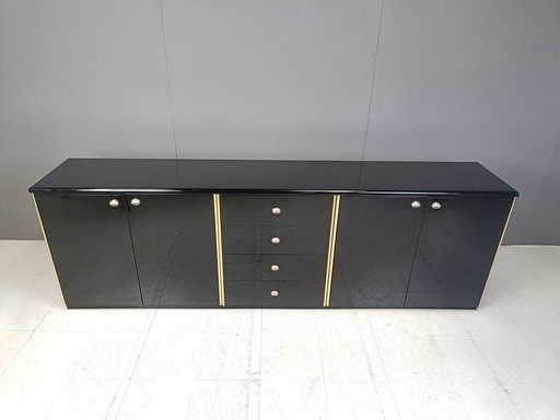 Sideboard aus schwarzem Lack, 1980er Jahre