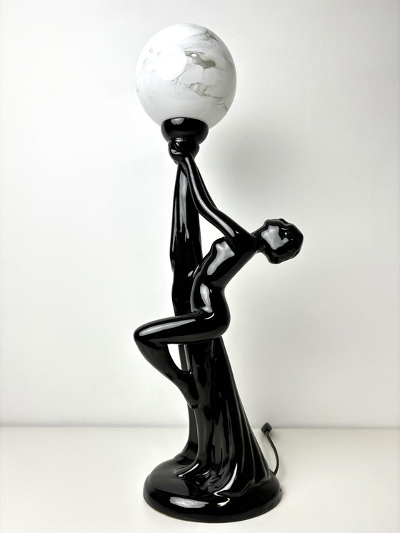 Image 1 of Art Deco Keramische Frau Figur Tischlampe