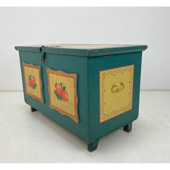 Image 1 of Alte Holztruhe, Tschechoslowakei