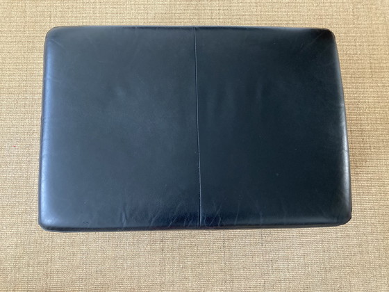 Image 1 of Montel Hocker aus schwarzem Leder