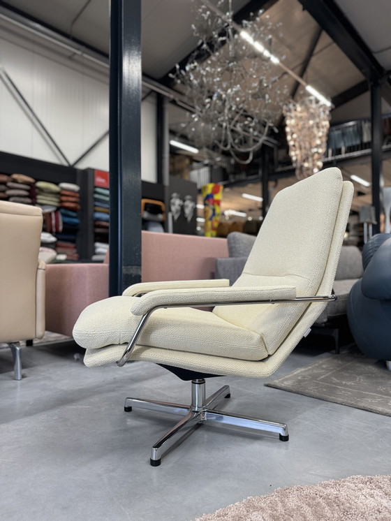 Image 1 of Gelderland 400 Sessel Nackenrolle cremefarbener Stoff-Drehstuhl