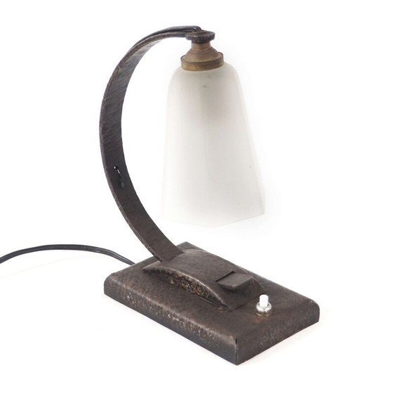 Image 1 of Vintage Art Deco Nachttischlampe aus satiniertem Glas