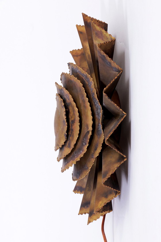 Image 1 of Wandlampe aus Messing mit Blumen, 1960er Jahre