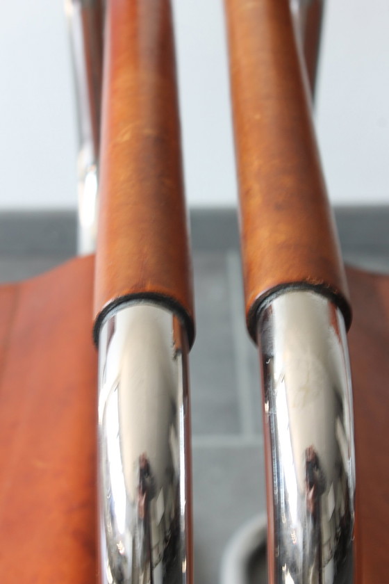 Image 1 of Rohrgestellstuhl Modell S34 mit cognacfarbenem Leder