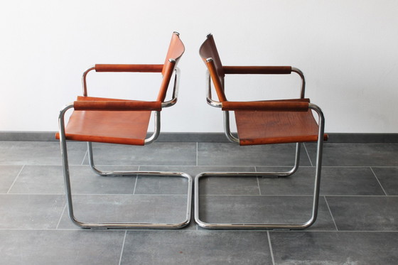 Image 1 of Rohrgestellstuhl Modell S34 mit cognacfarbenem Leder