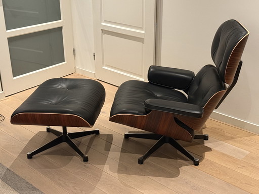 Vitra Earnes Lounge Chair Xl & Hocker