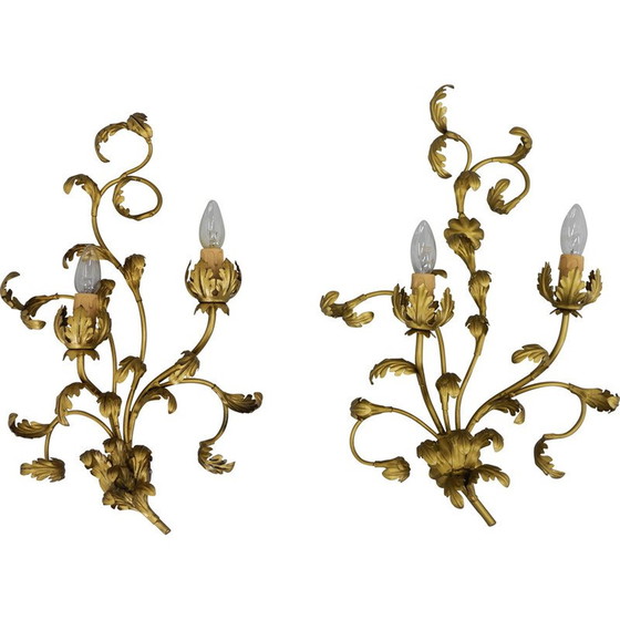 Image 1 of Paar goldene Wandleuchten mit Blumenmuster, Italien 1960